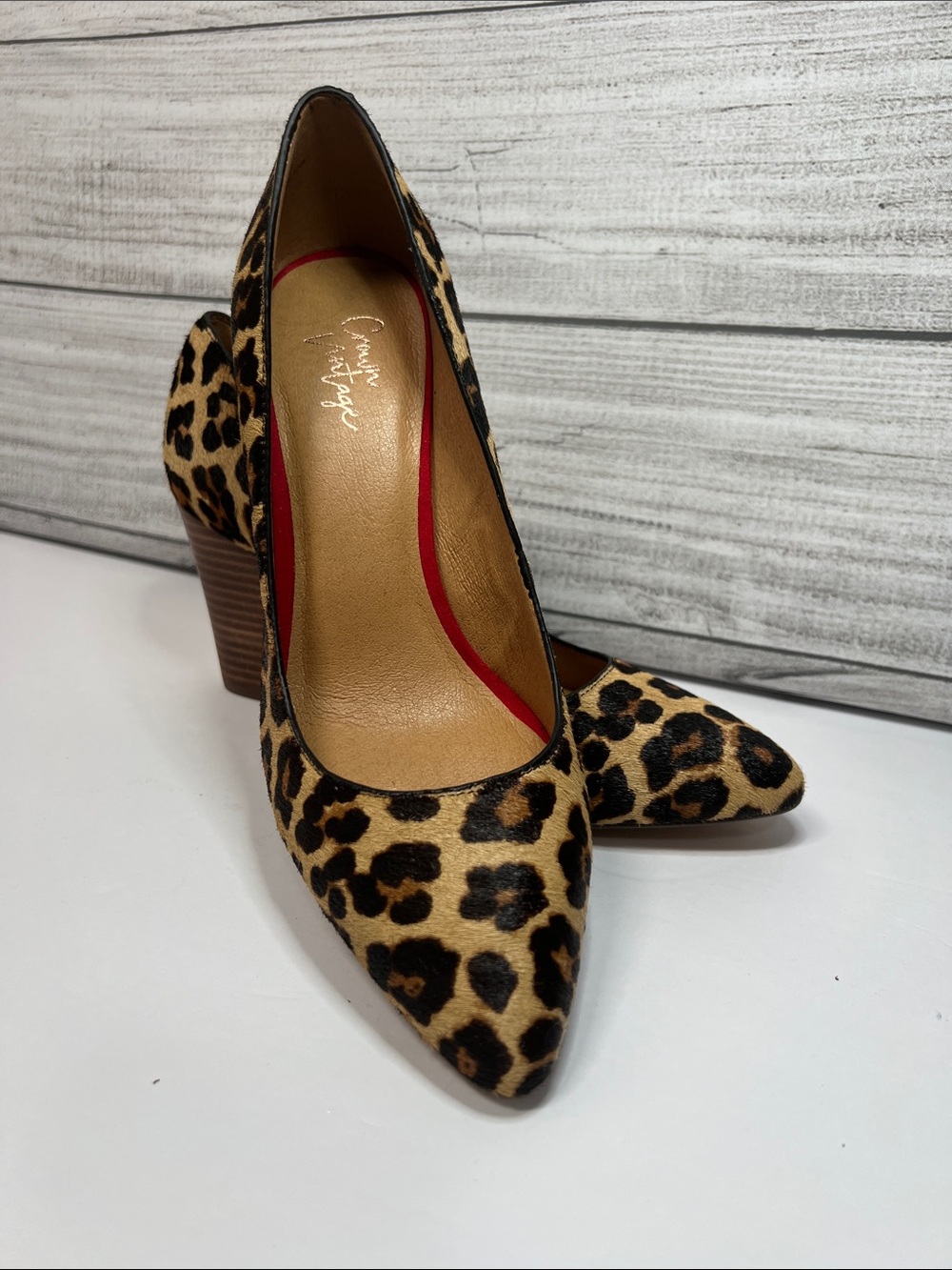 Crown Vintage Leopard Calf Hair Pointed Toe Block Heel Pumps Women’s 8M NWOT